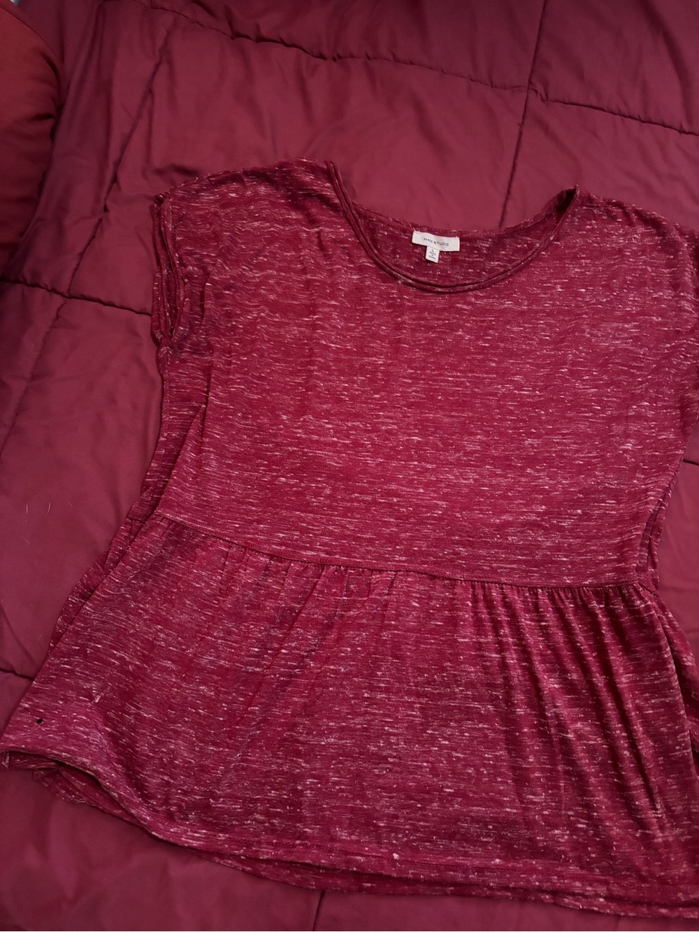 Max Studio Heathered Burgundy Short Sleeve Peplum Top